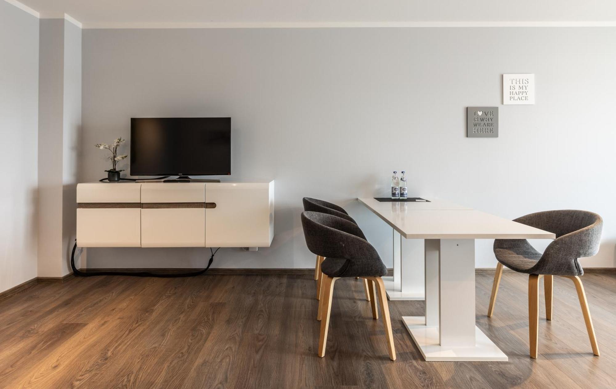 Апарт отель Living Neuburg Нойбург-ан-дер-Донау Экстерьер фото